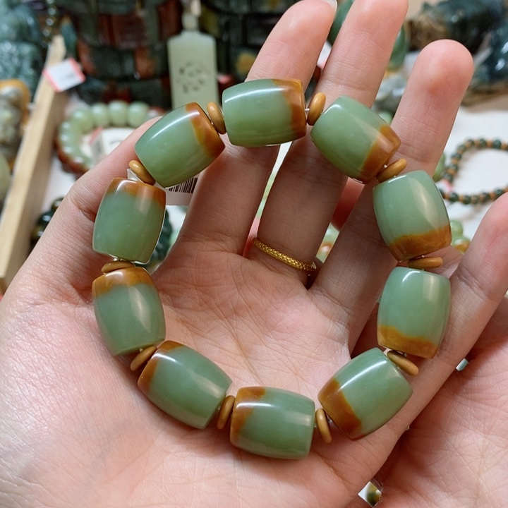 透闪石质玉未镶嵌手串用****9