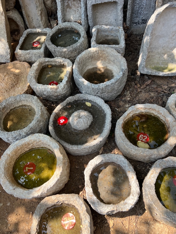 青石砂石老石臼可用于捣米下单请联系客服不备注随机发