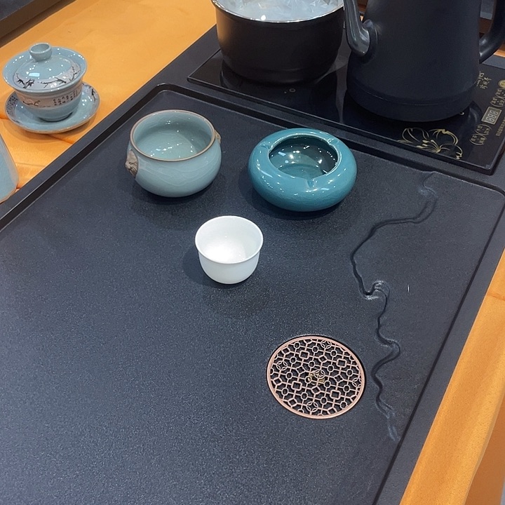 代价都在看什么呢……