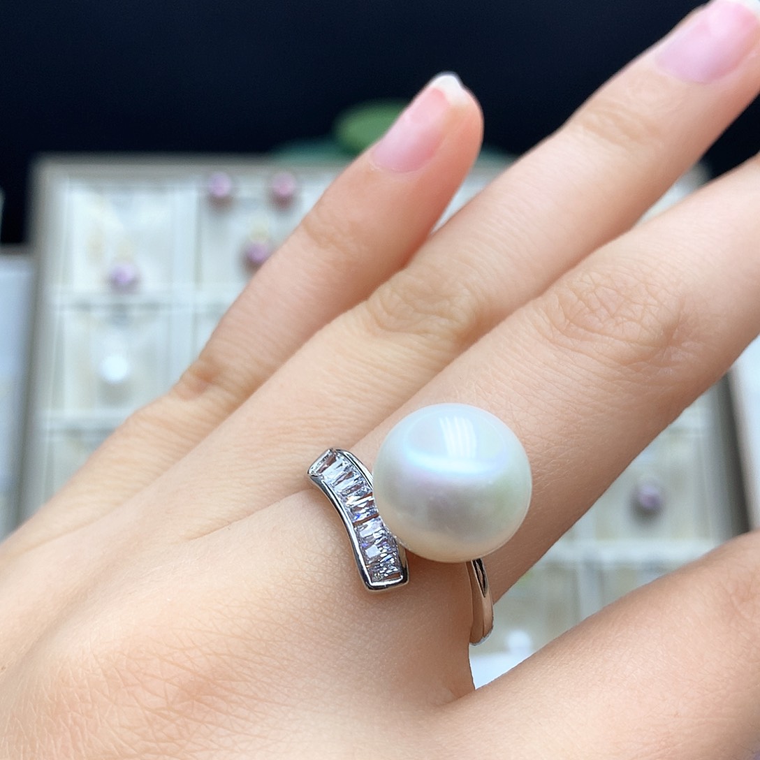 淡水珍珠颈饰合金