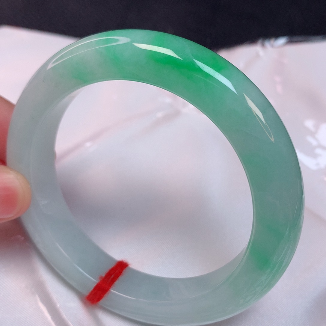 翡翠手镯未镶嵌57 翡翠手镯