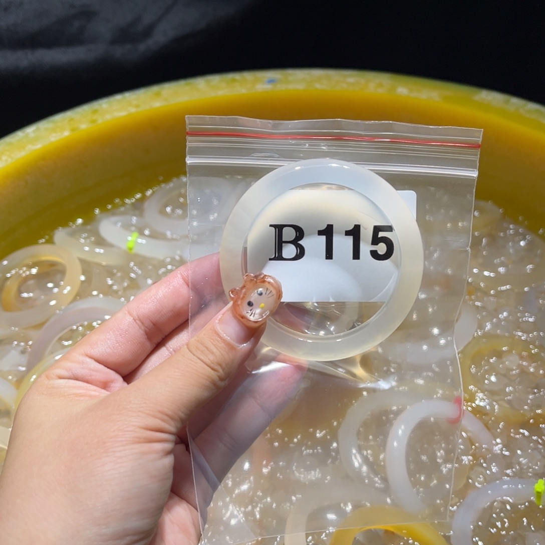 西***、玛瑙/玉髓未镶嵌手镯