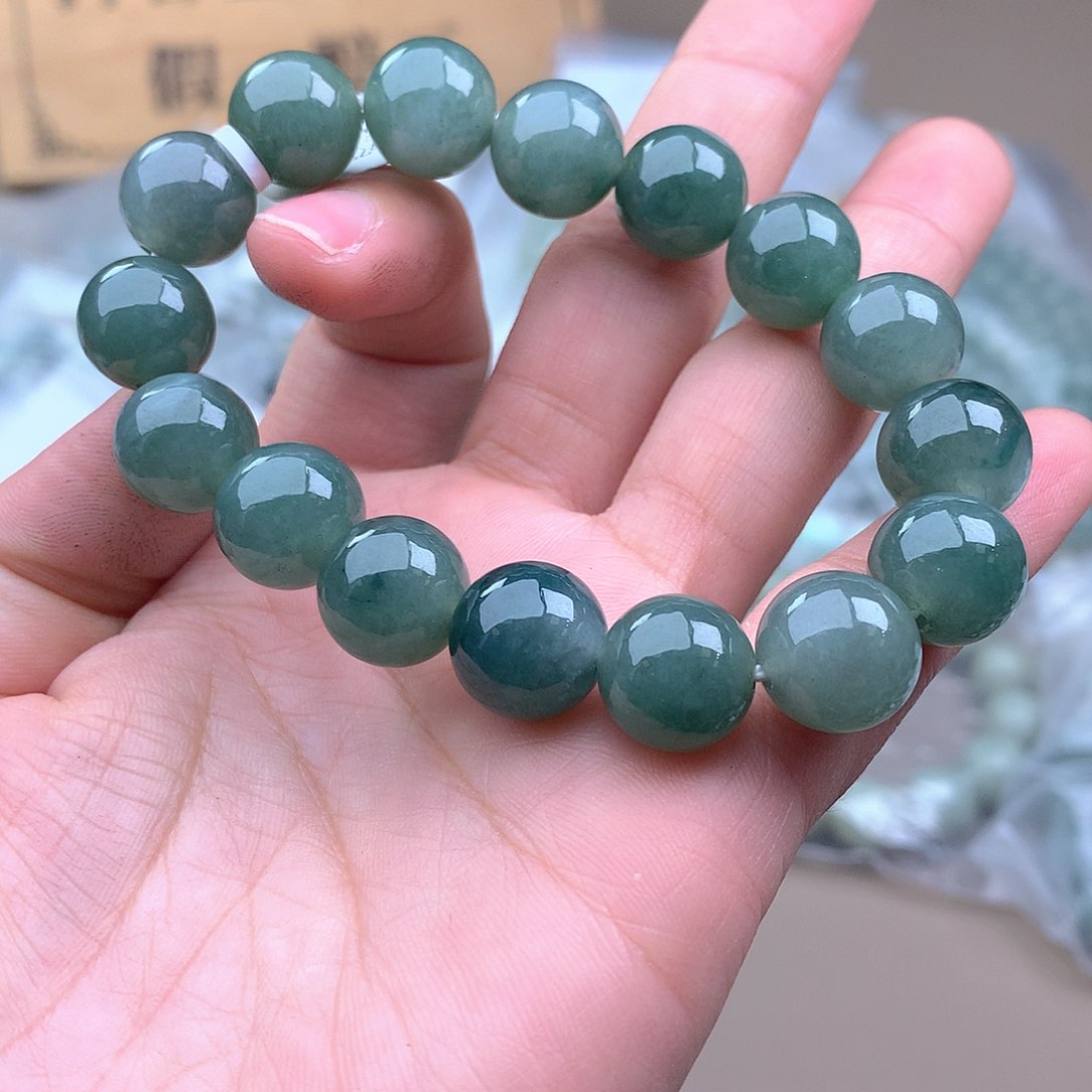 未镶嵌手串定制翡翠