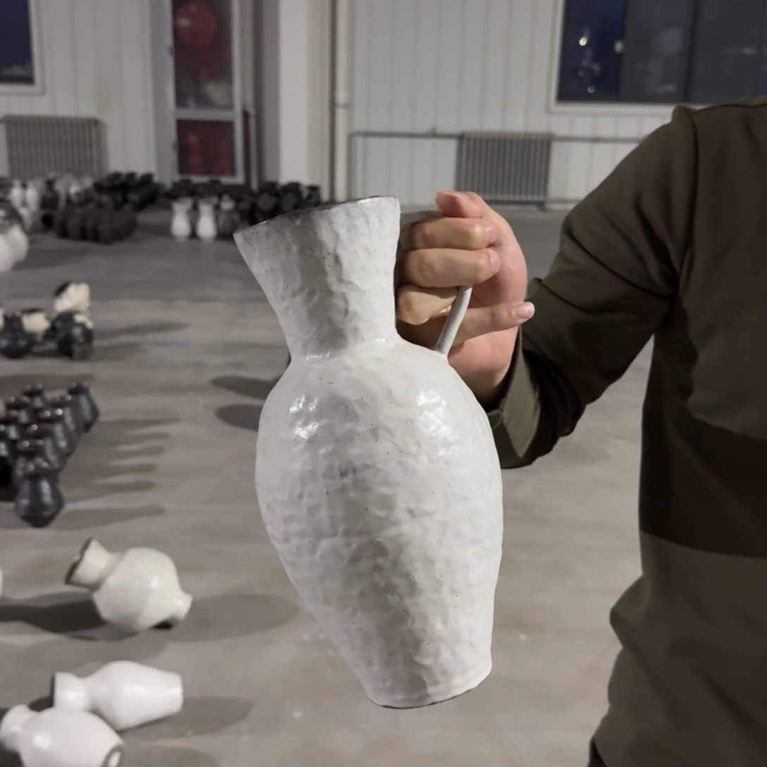 陶瓷你在哪呢你现在还不睡