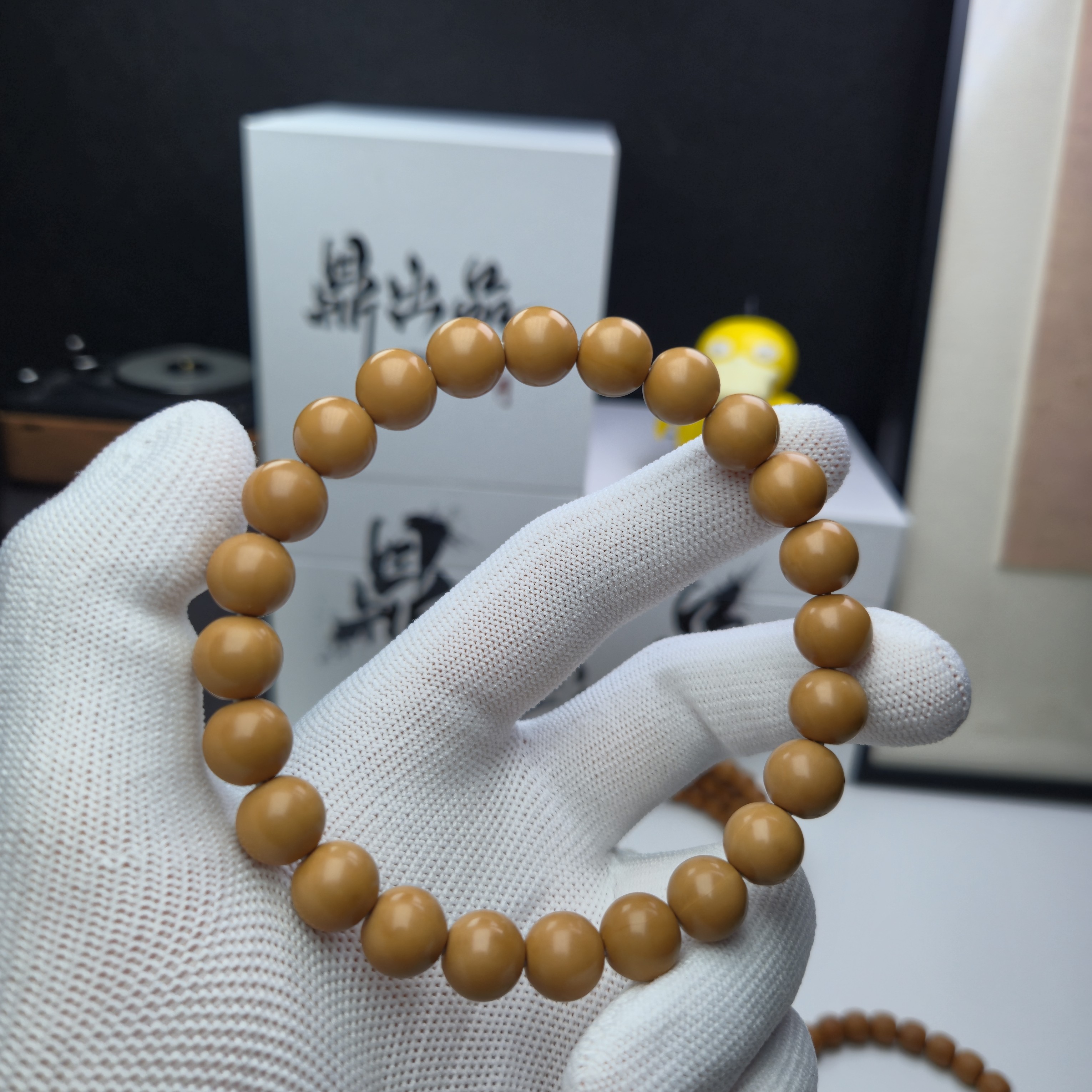 鼎出品 严选猴头正圆光珠