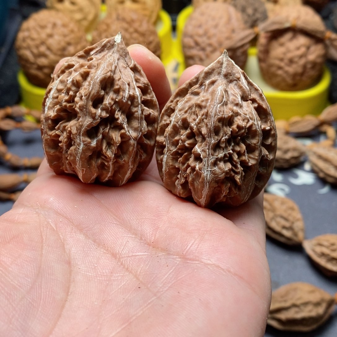 文玩核桃吊坠核桃67