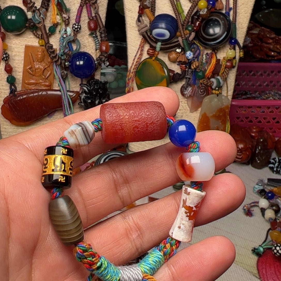 玛瑙/玉髓颈饰未镶嵌