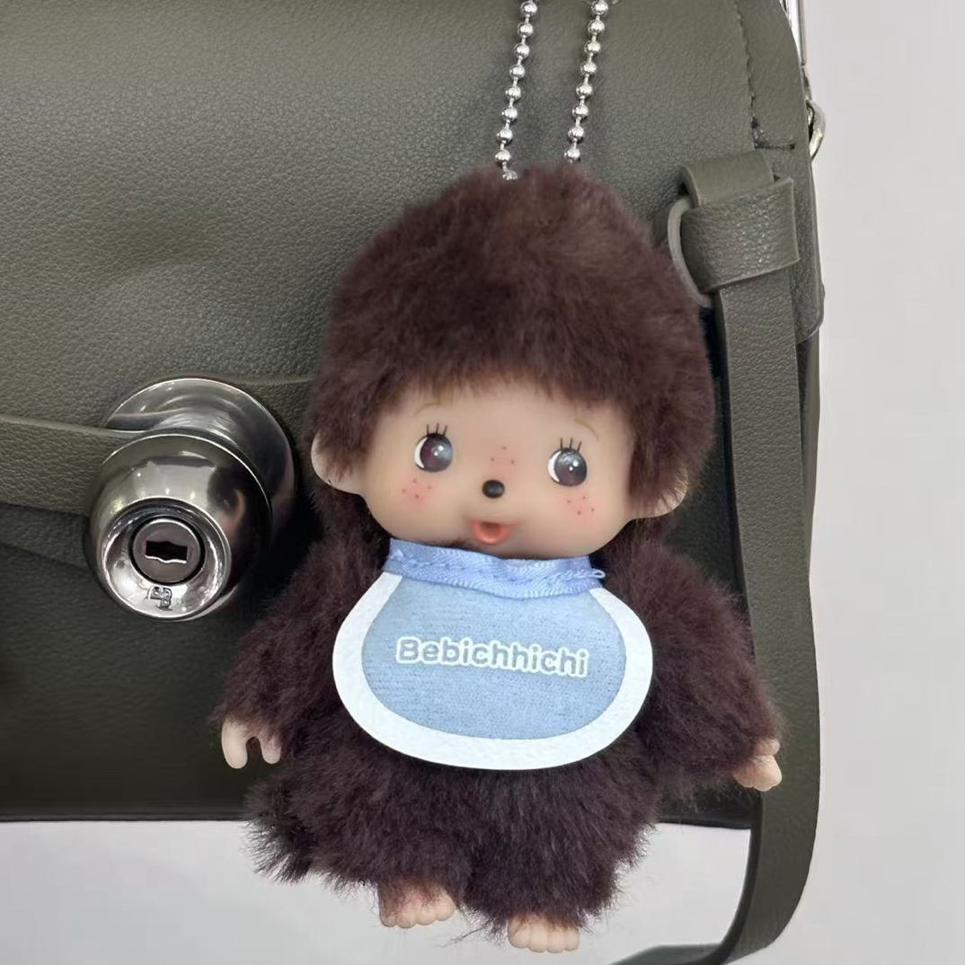 【冲绳限定】 Monchhichi 蓝色围兜男孩蒙奇奇钥匙扣玩偶