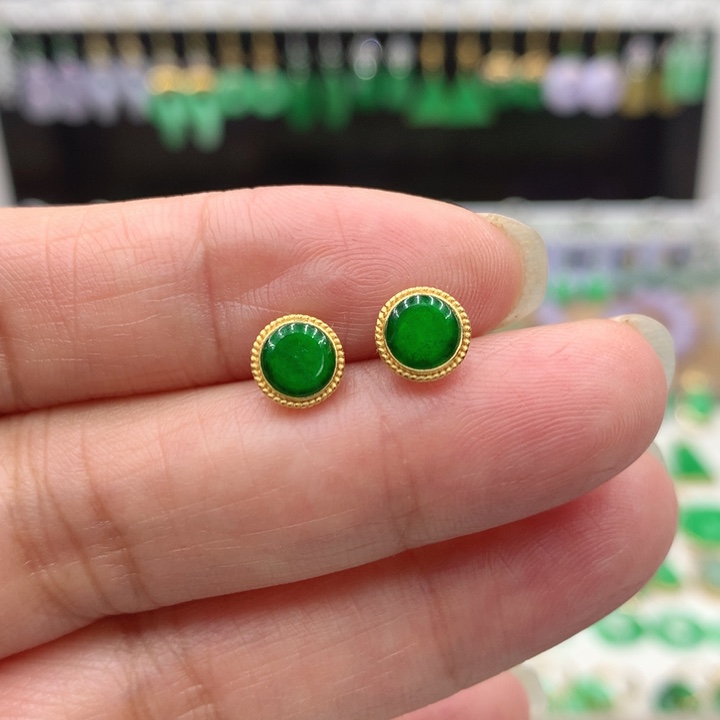 翡翠18K金镶嵌耳饰