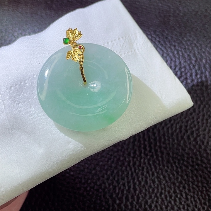 定制翡翠18K金镶嵌翡翠