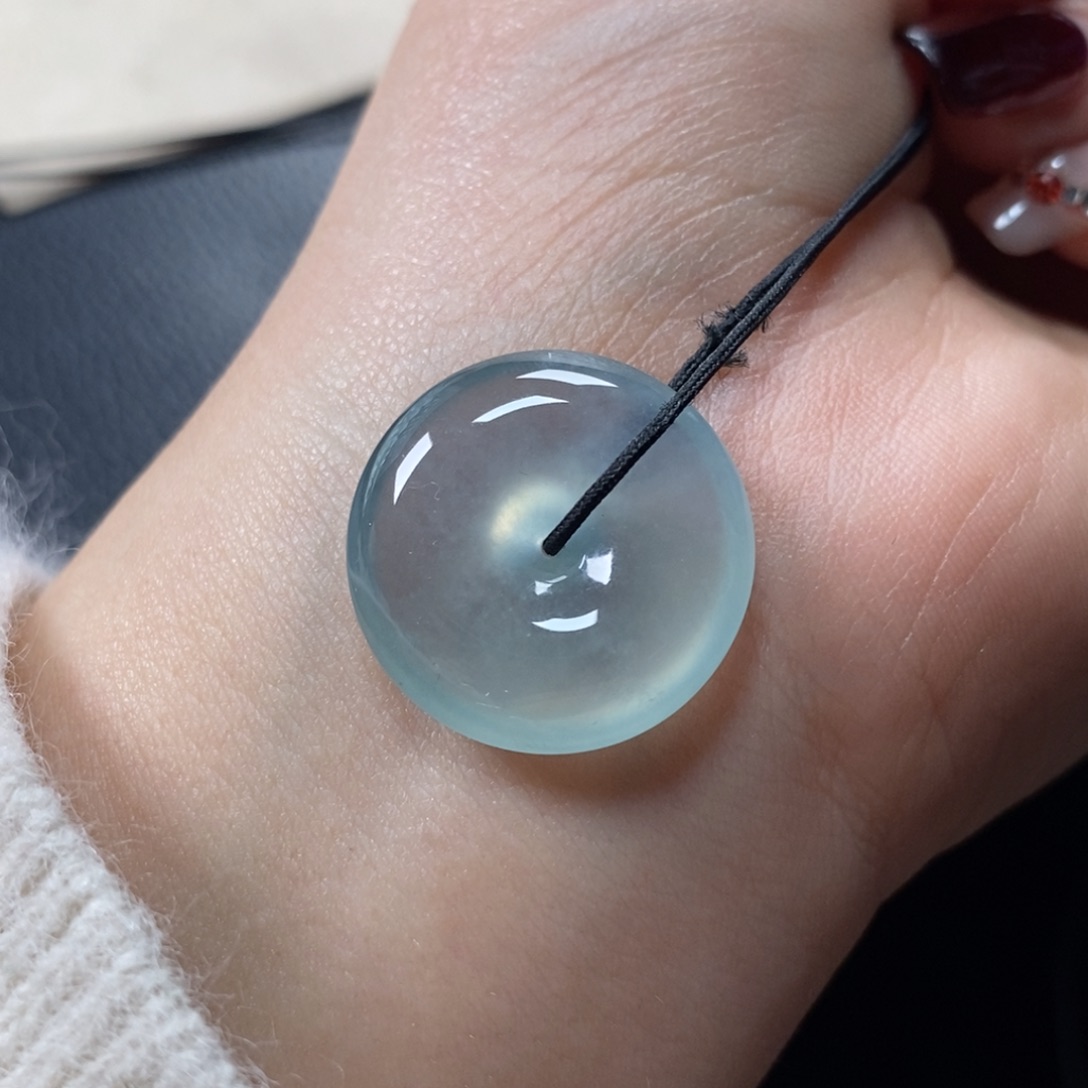 翡翠颈饰未镶嵌高冰种蓝晴底起胶冰透肉扣21.8-6.3