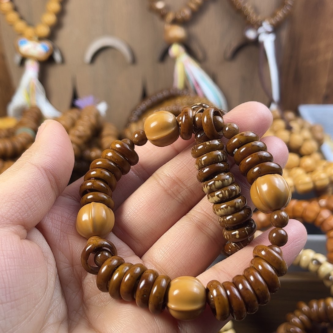 星****吊坠紫金鼠紫金鼠手串手持碗肠标题