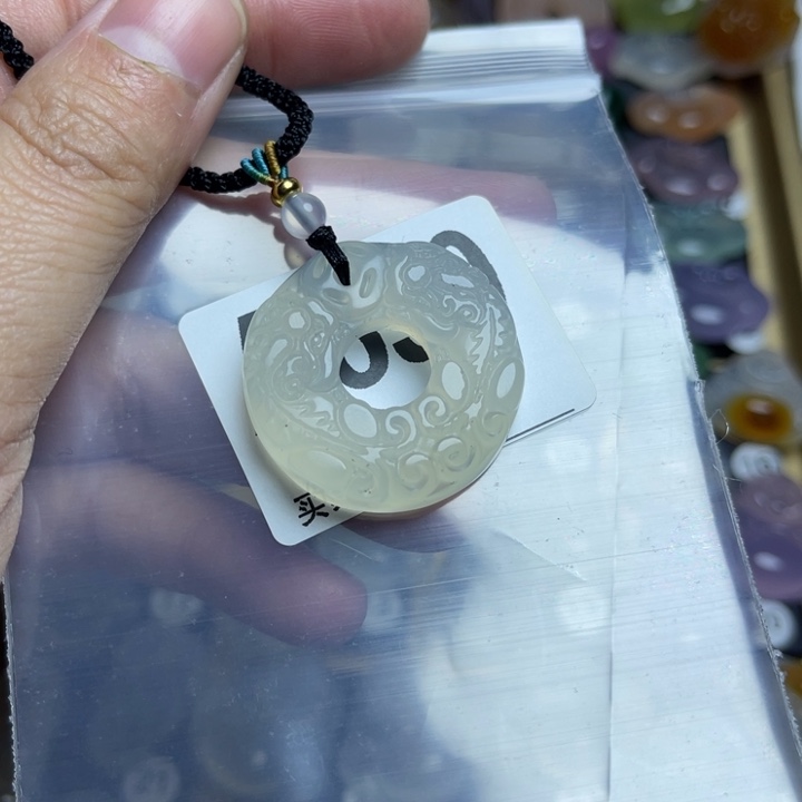 玛瑙/玉髓颈饰未镶嵌蹦*