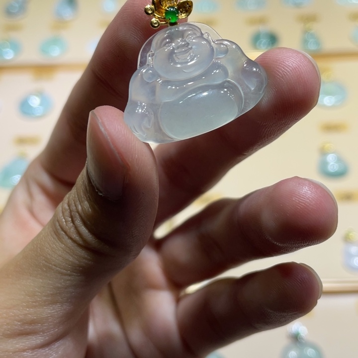 翡翠18K金镶嵌颈饰佛公