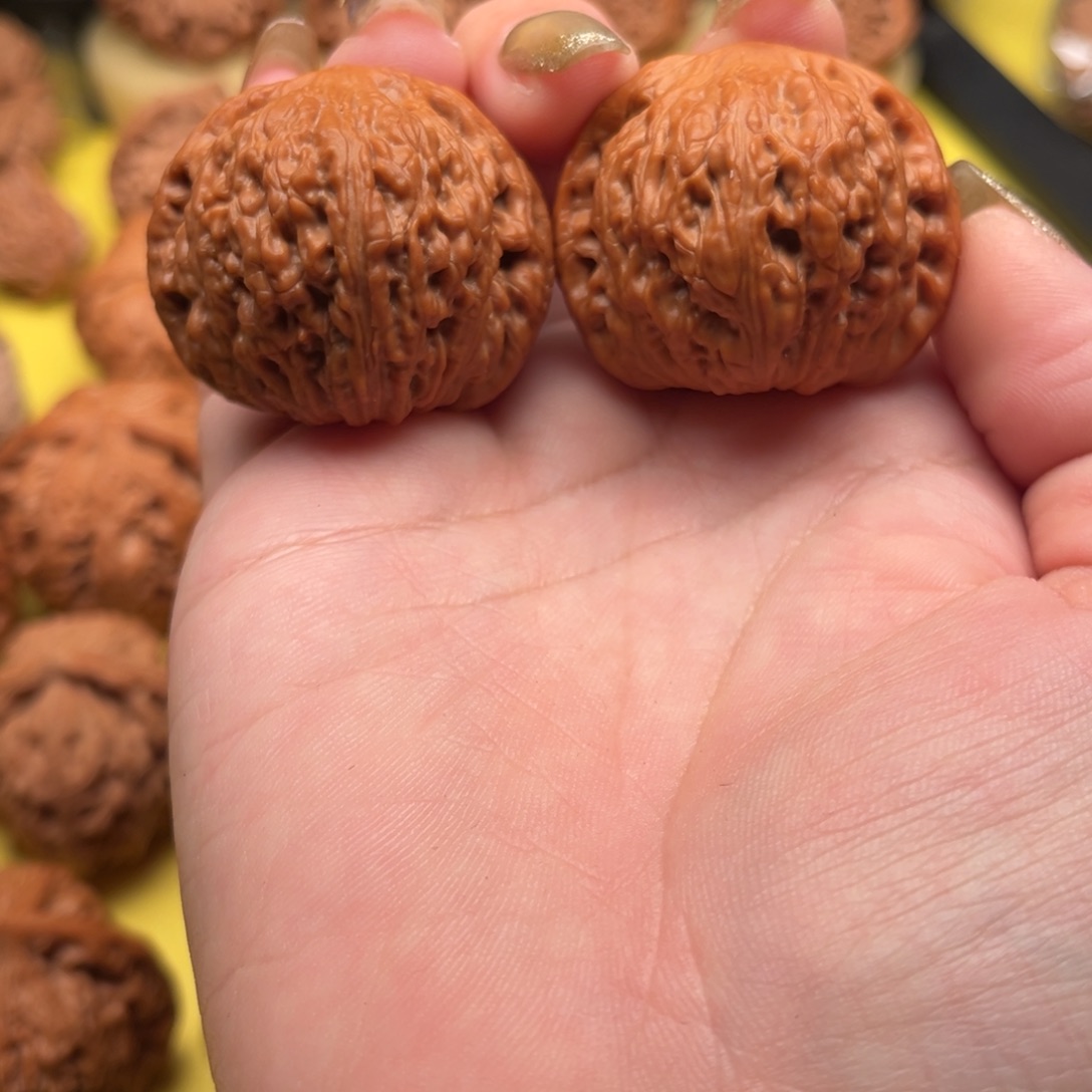 吊坠桃核39泥鳅背文玩核桃