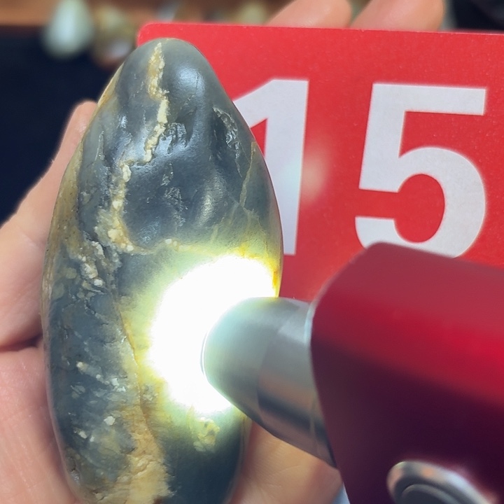 和田玉（糖玉）未镶嵌挂件