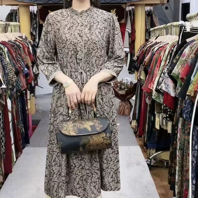 8890-33新款舒适印花连衣裙