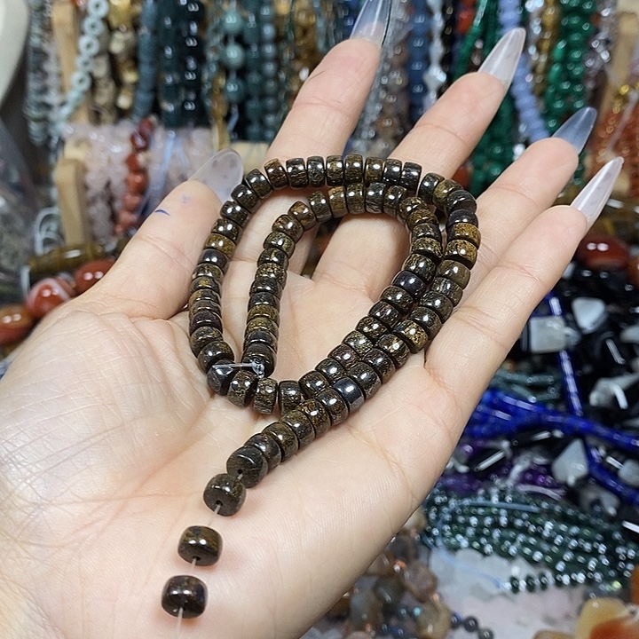 滕***g玛瑙/玉髓未镶嵌珠宝半成品