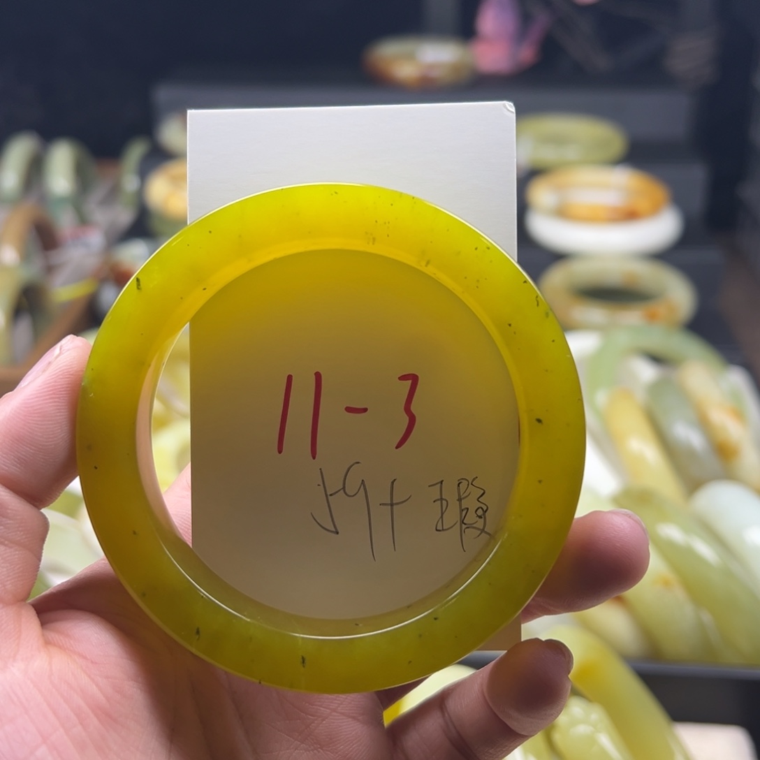 美***鱼蛇纹石玉未镶嵌手镯