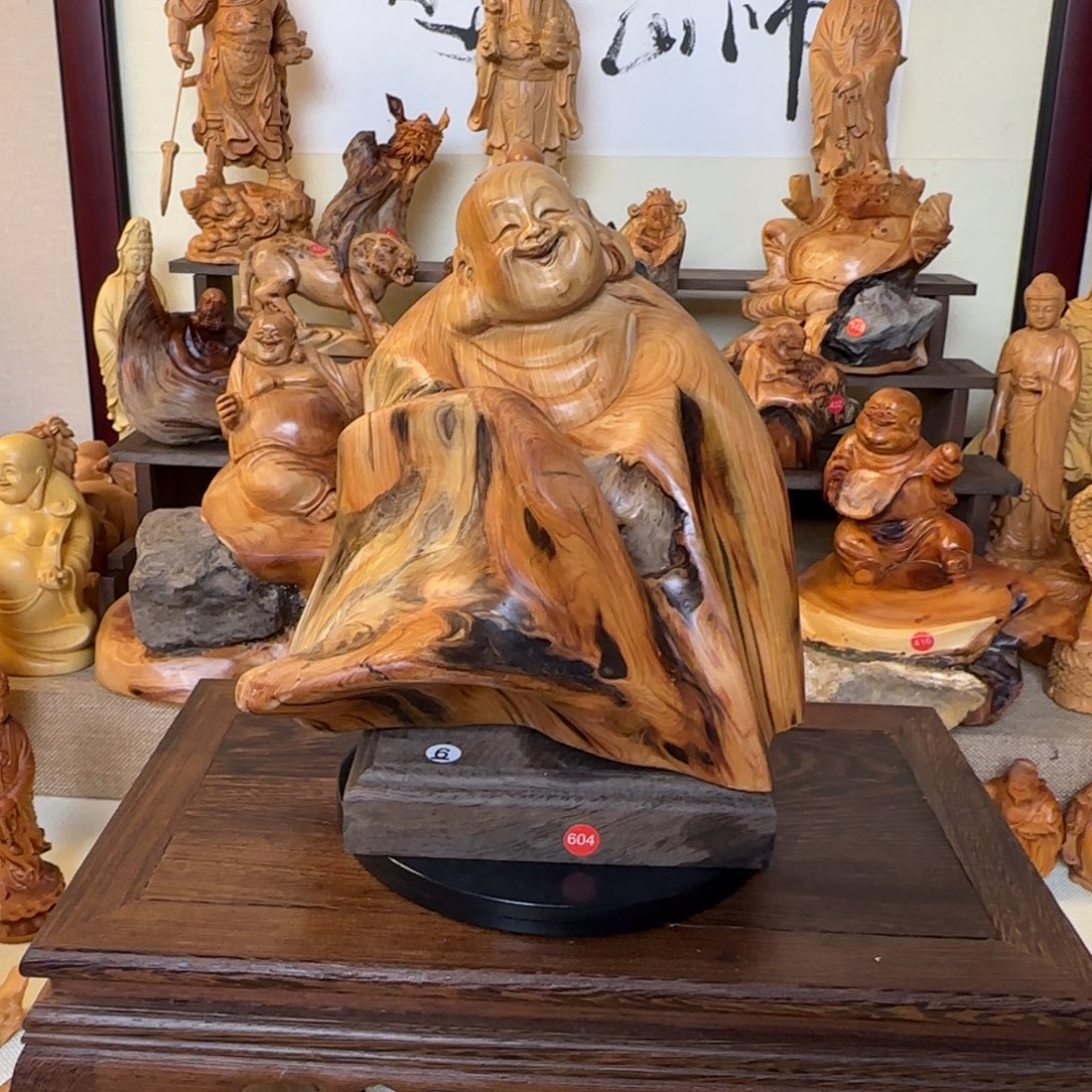 崖柏小木匠艺雕一物一拍