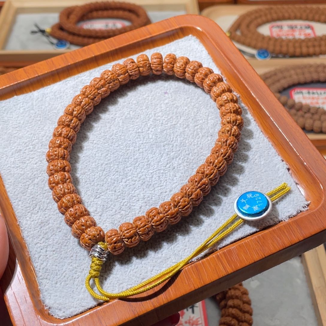 金刚菩提吊坠蕾精品泰森手持10+