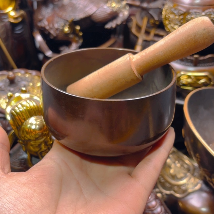 铜器摆件收收藏藏