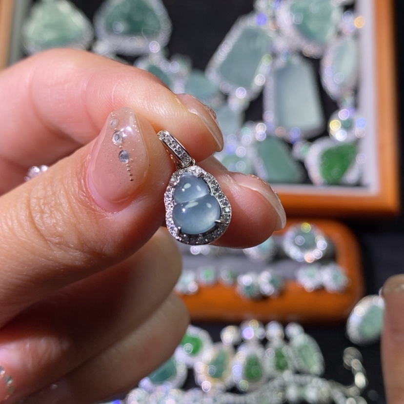 【闪购商品】翡翠颈饰银S925镶嵌天然