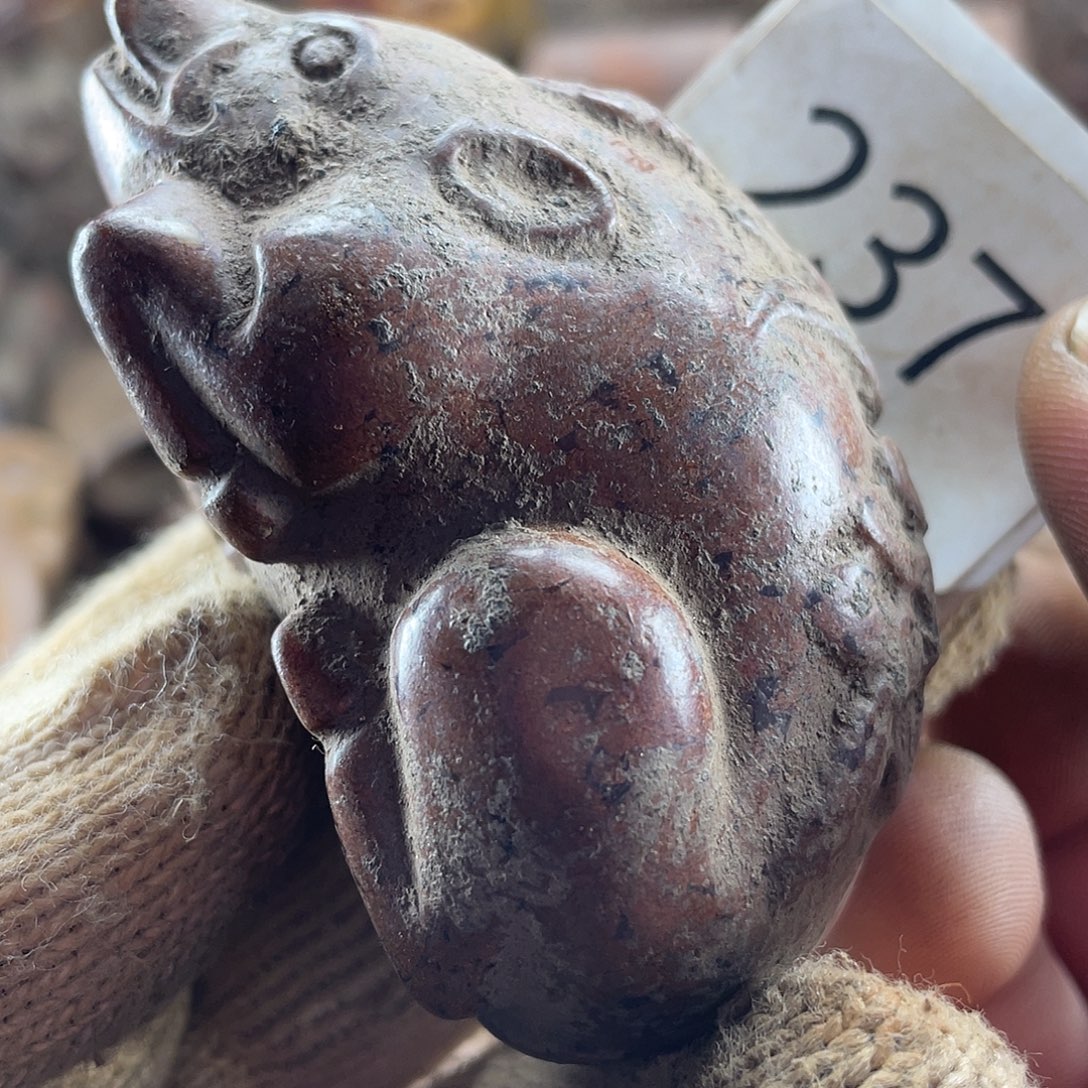 和田玉（糖玉）未镶嵌挂件