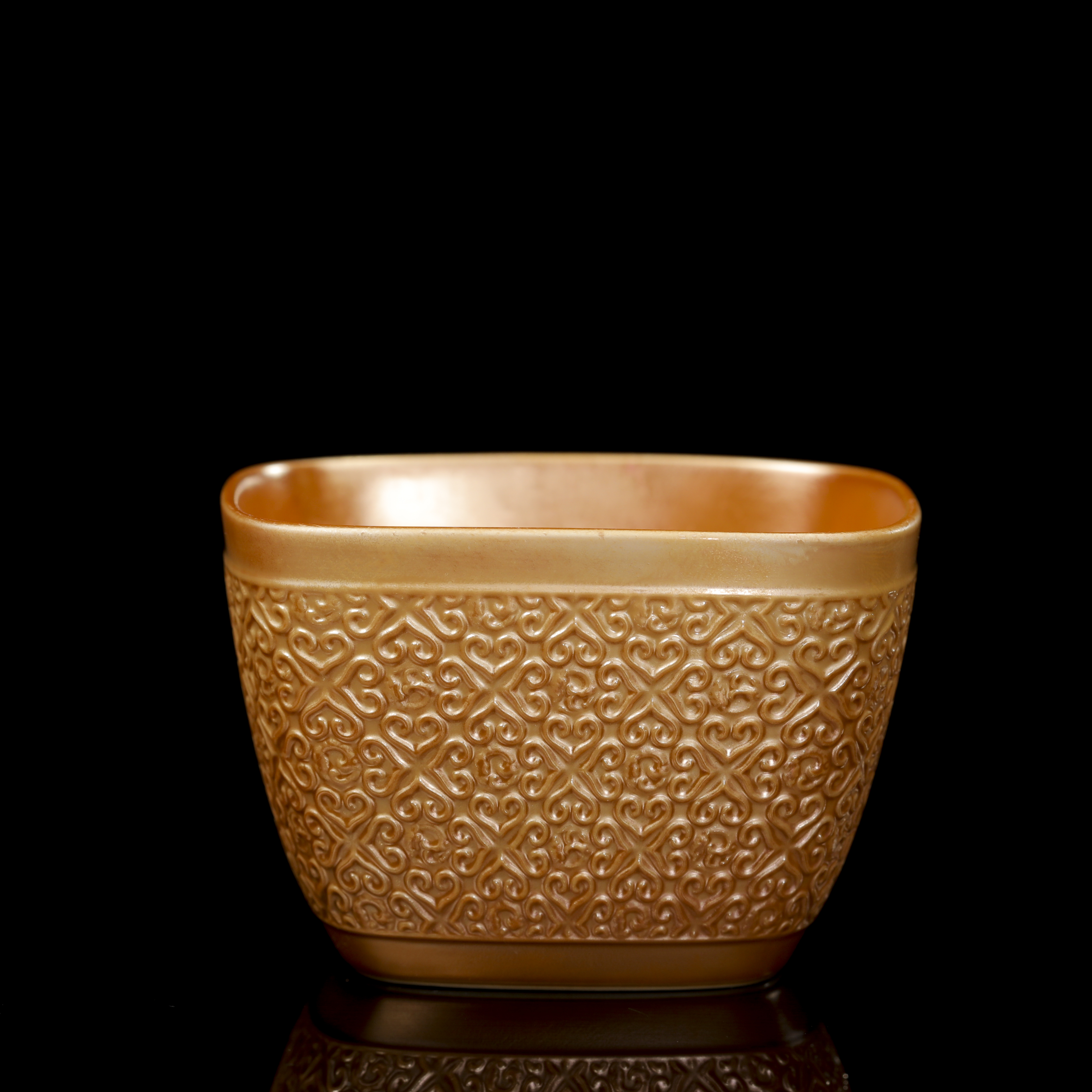 柴房景德镇制丨"CF013重工雕刻款金色四方杯 （限量款）"