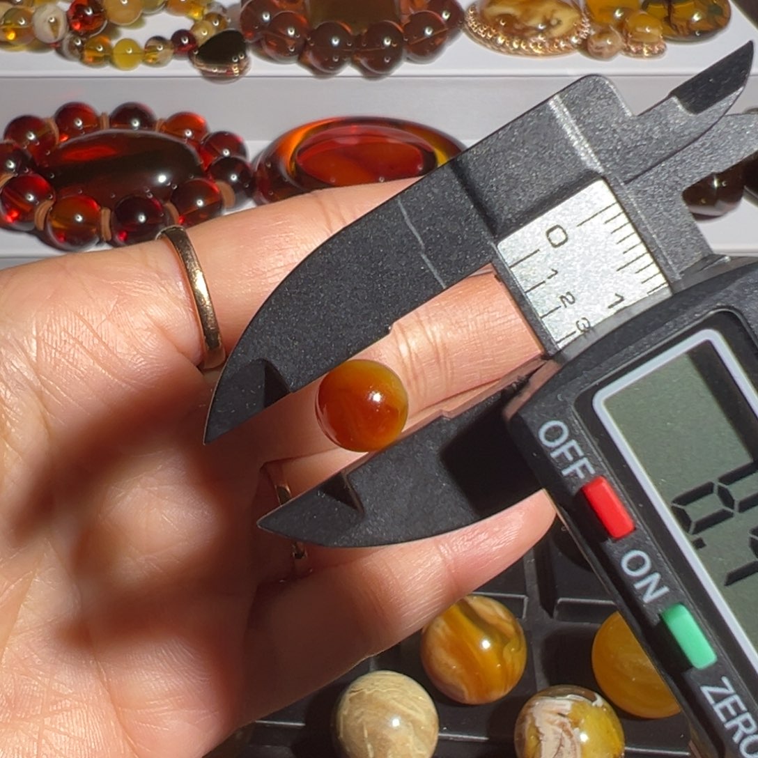 琥珀裸石未镶嵌血蜜单珠8.4mm