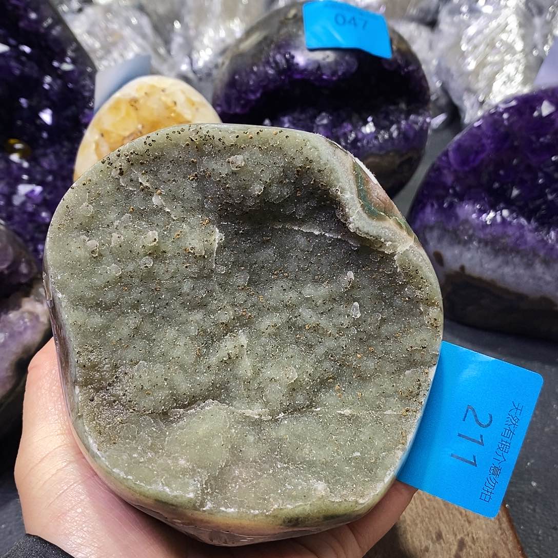 水晶大型摆件（非配饰）未镶嵌