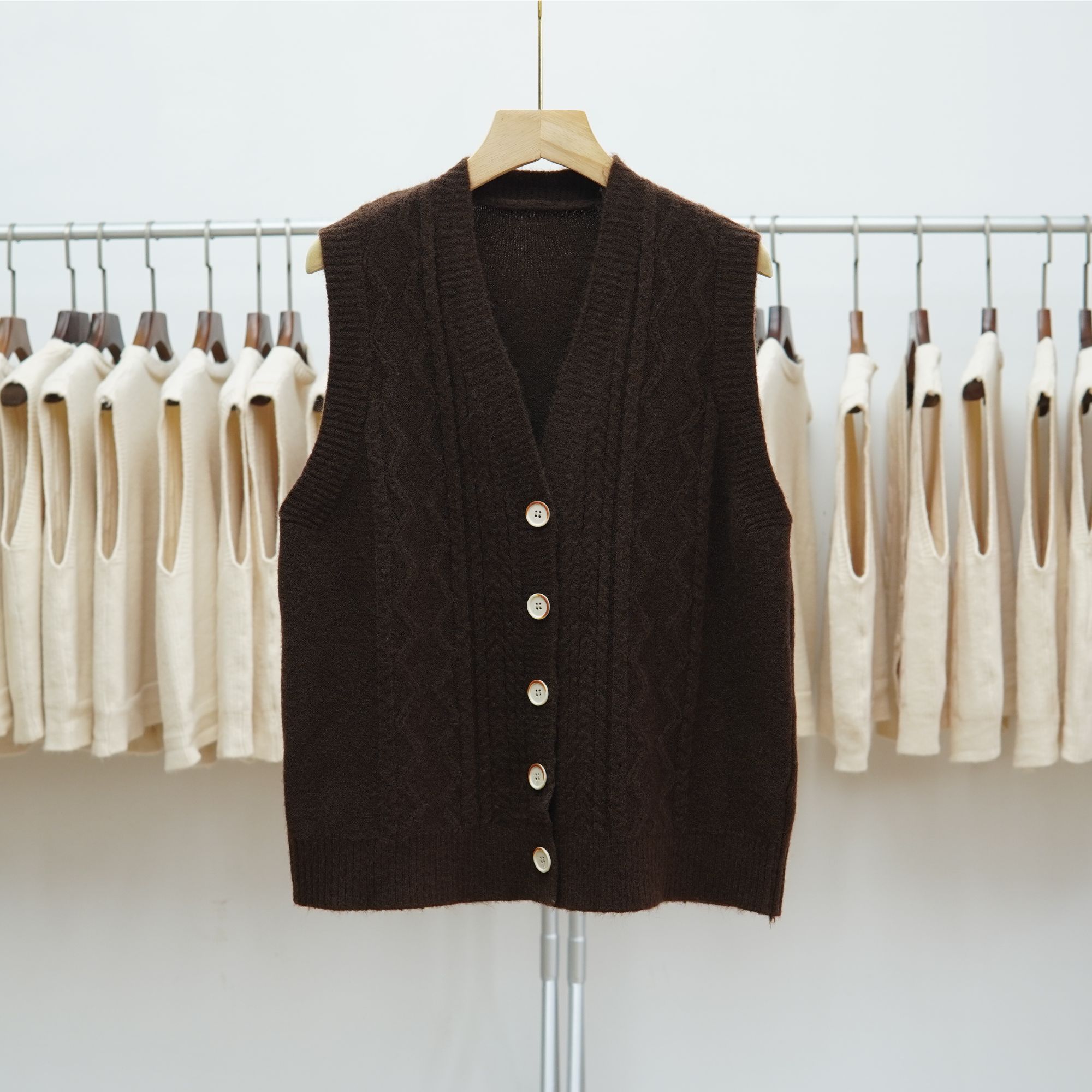 999无袖日系菱格钩花古着V领女士新款春秋冬休闲纯色百搭坎肩上衣