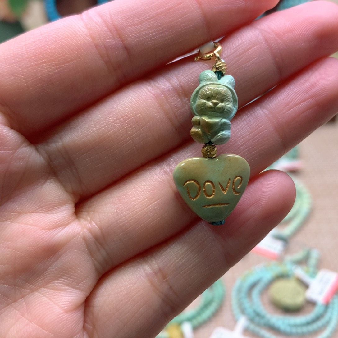 南红玛瑙配饰未镶嵌