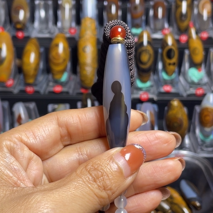 玛瑙/玉髓颈饰未镶嵌