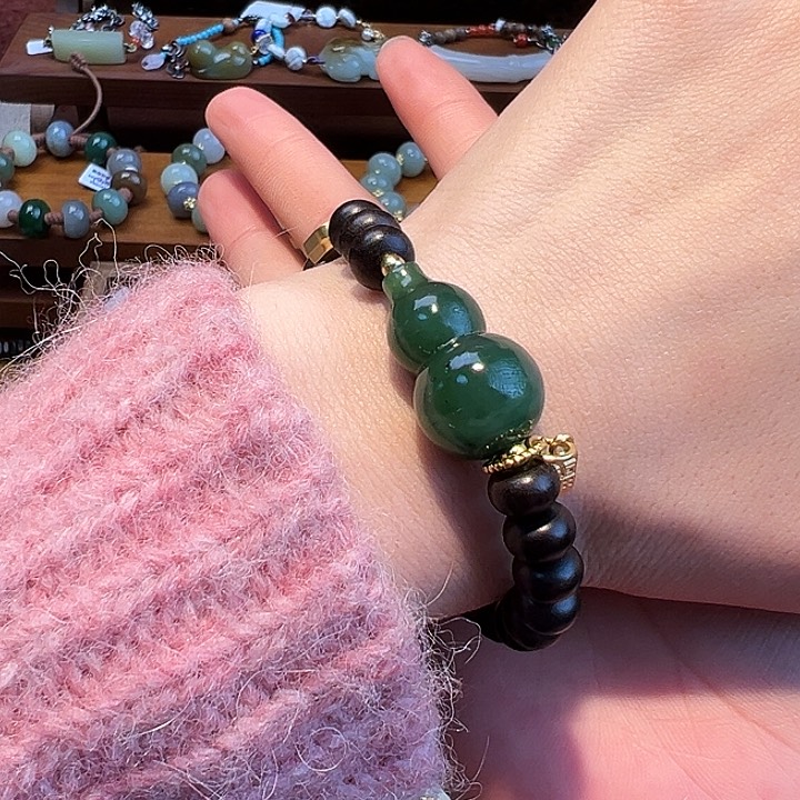 未镶嵌手链和田玉