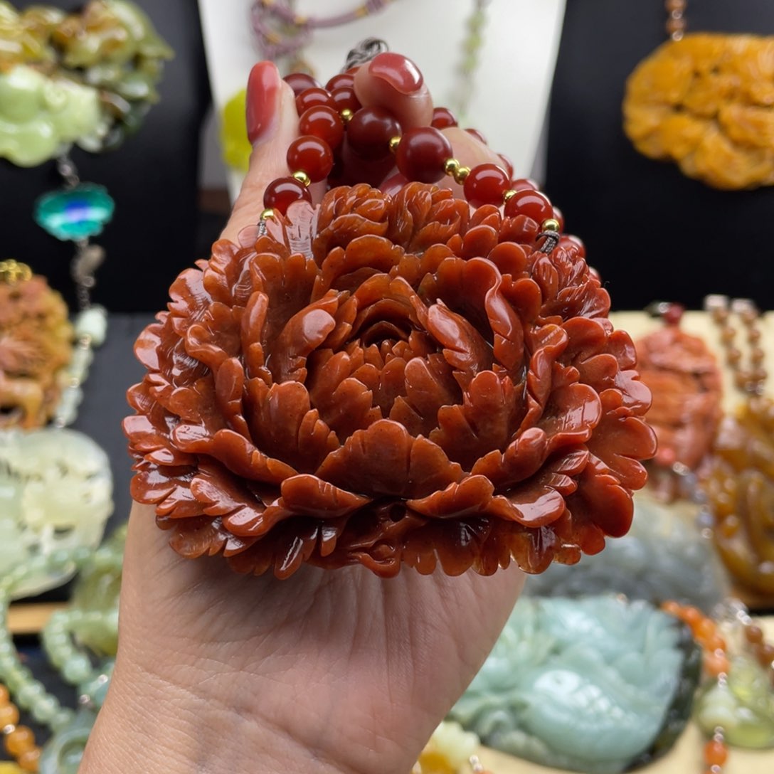 未镶嵌蛇纹石玉颈饰