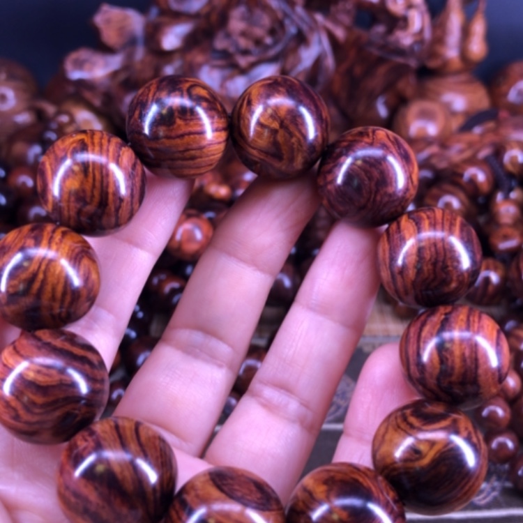 【闪购商品】黄花梨/降香黄檀手串/手链榜****y