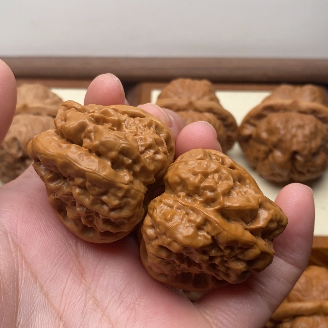 三***头文玩核桃把件三角蛙边37左右