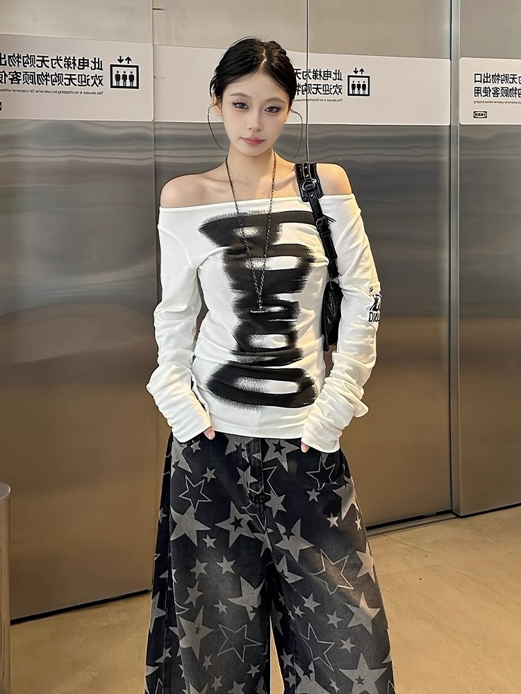 美式辣妹字母印花一字肩长袖T恤女春秋季修身显瘦设计感打底上衣