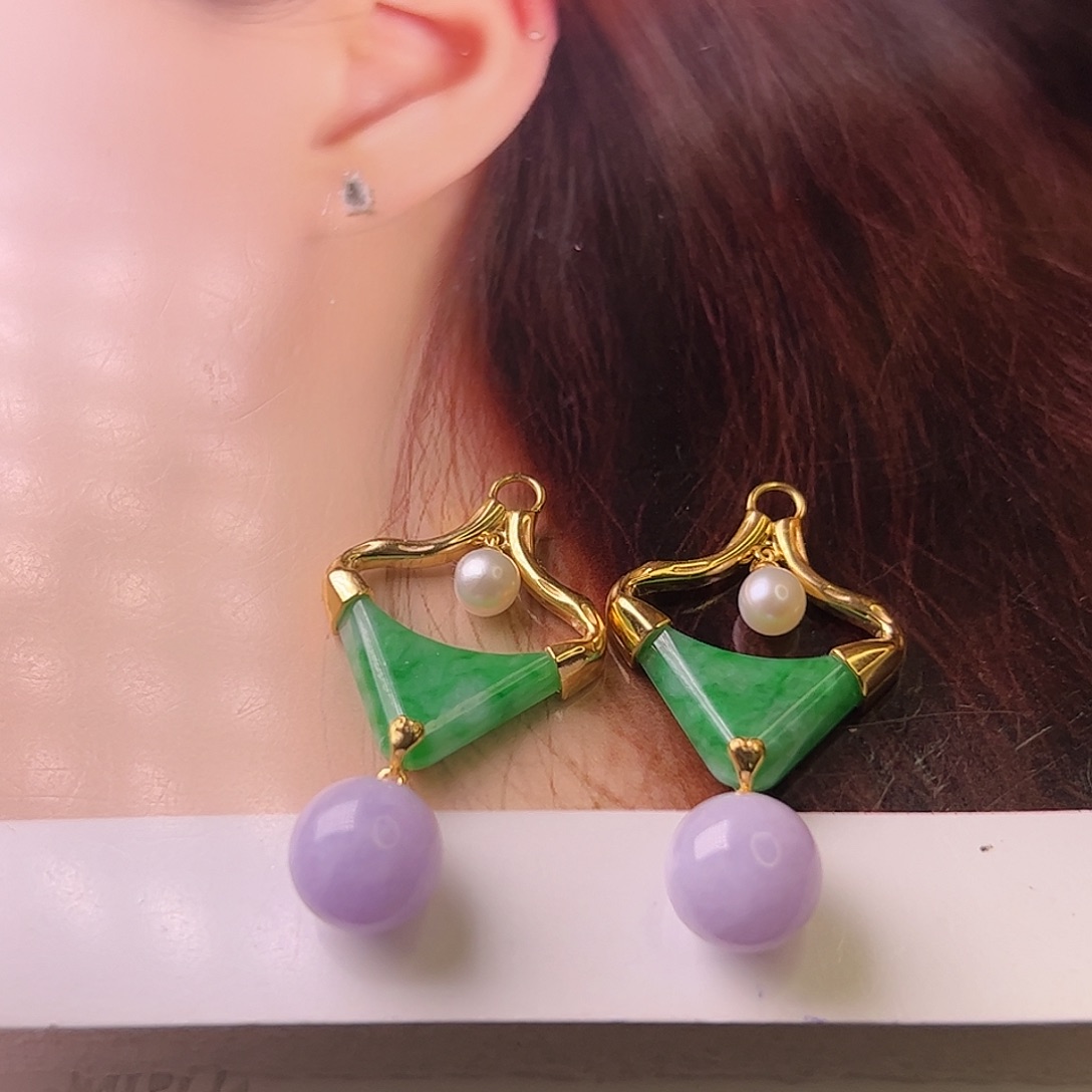 儍***头翡翠18K金镶嵌耳饰耳饰