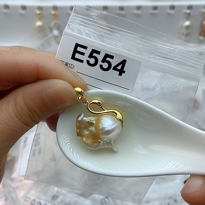 淡水珍珠颈饰未镶嵌