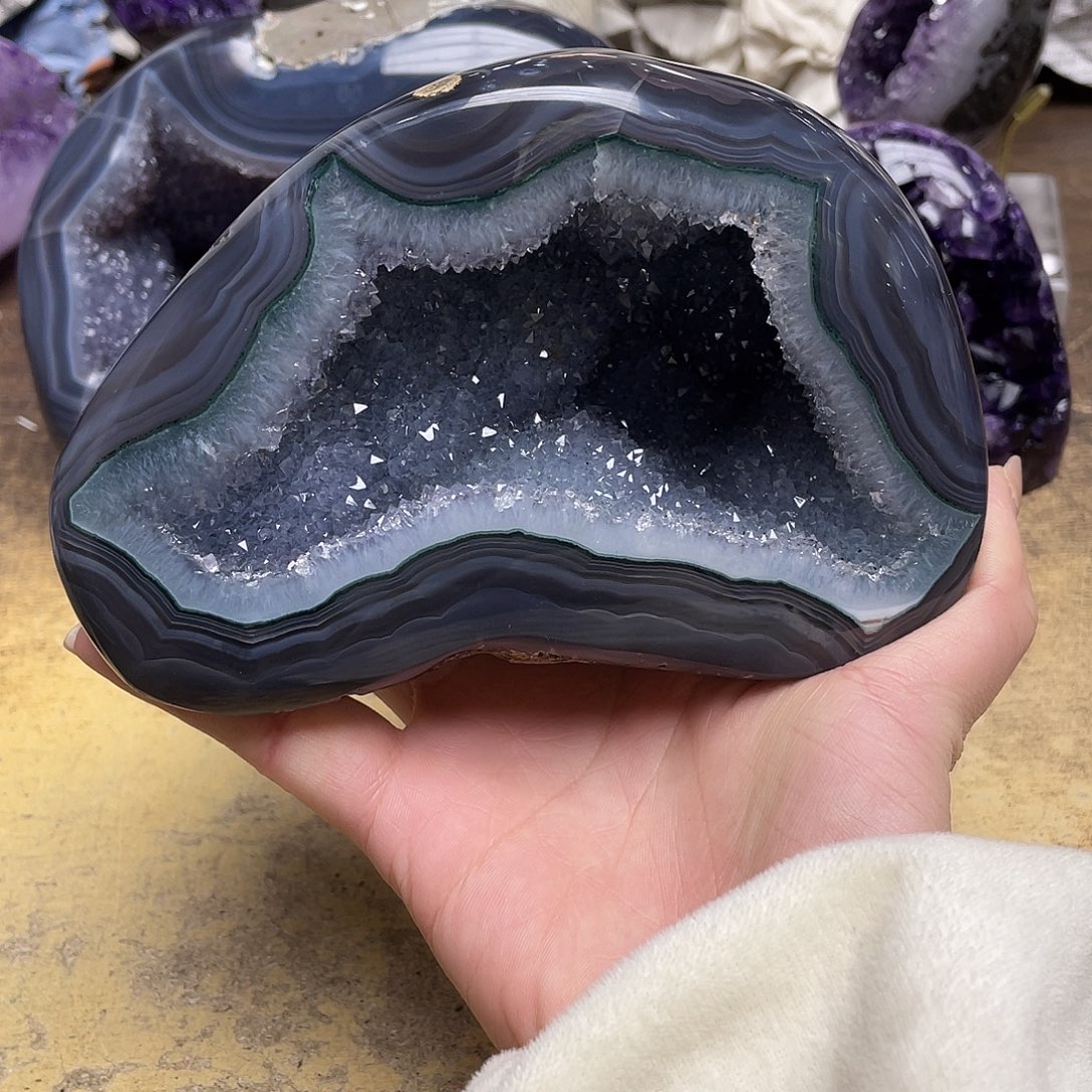 手***辰紫晶未镶嵌大型摆件（非配饰）