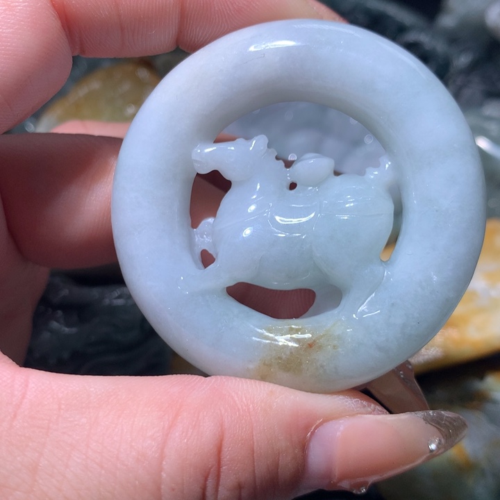 翡翠未镶嵌颈饰保真天然A货翡翠