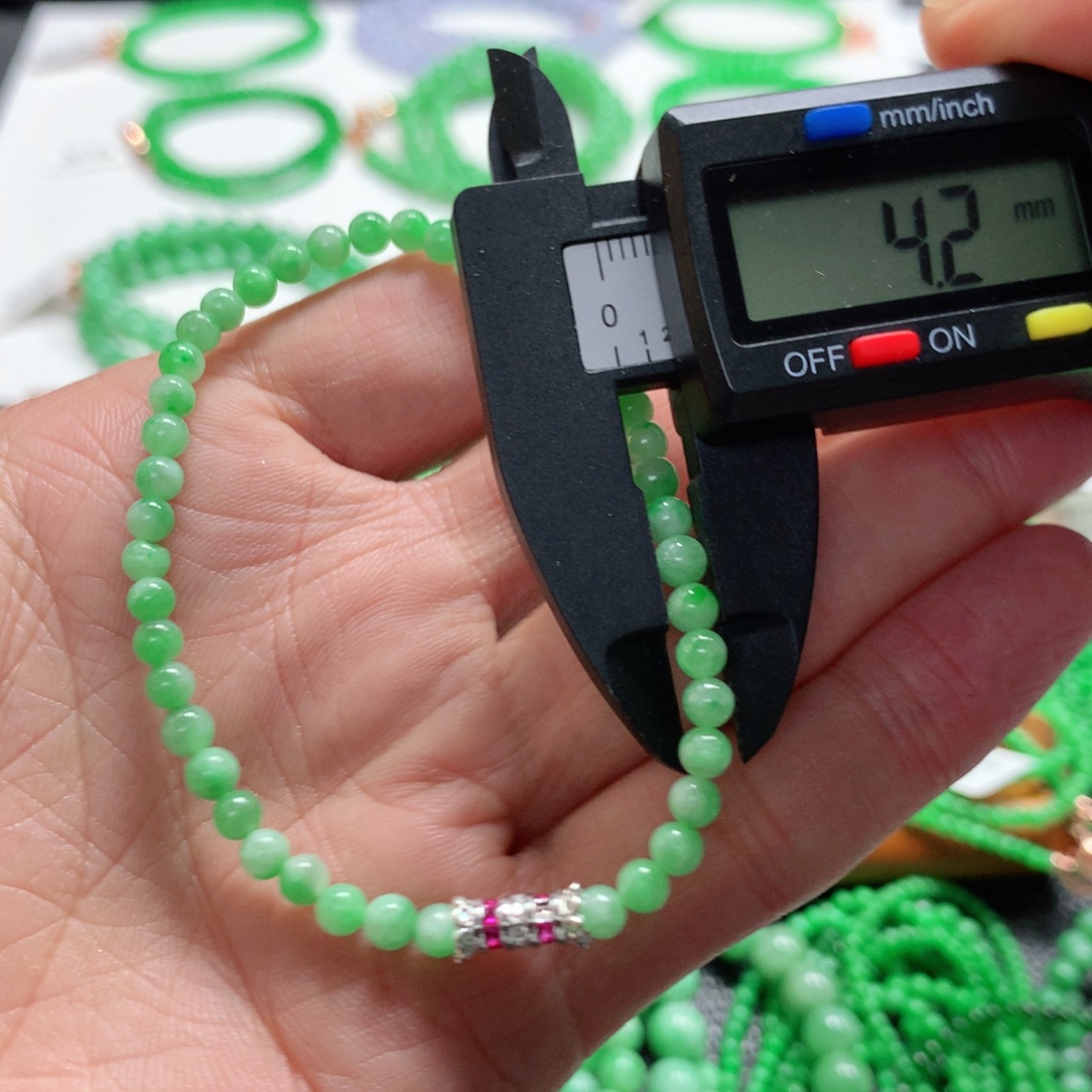 翡翠未镶嵌手链翡翠