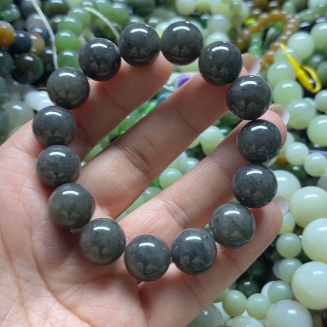 和田玉手链未镶嵌