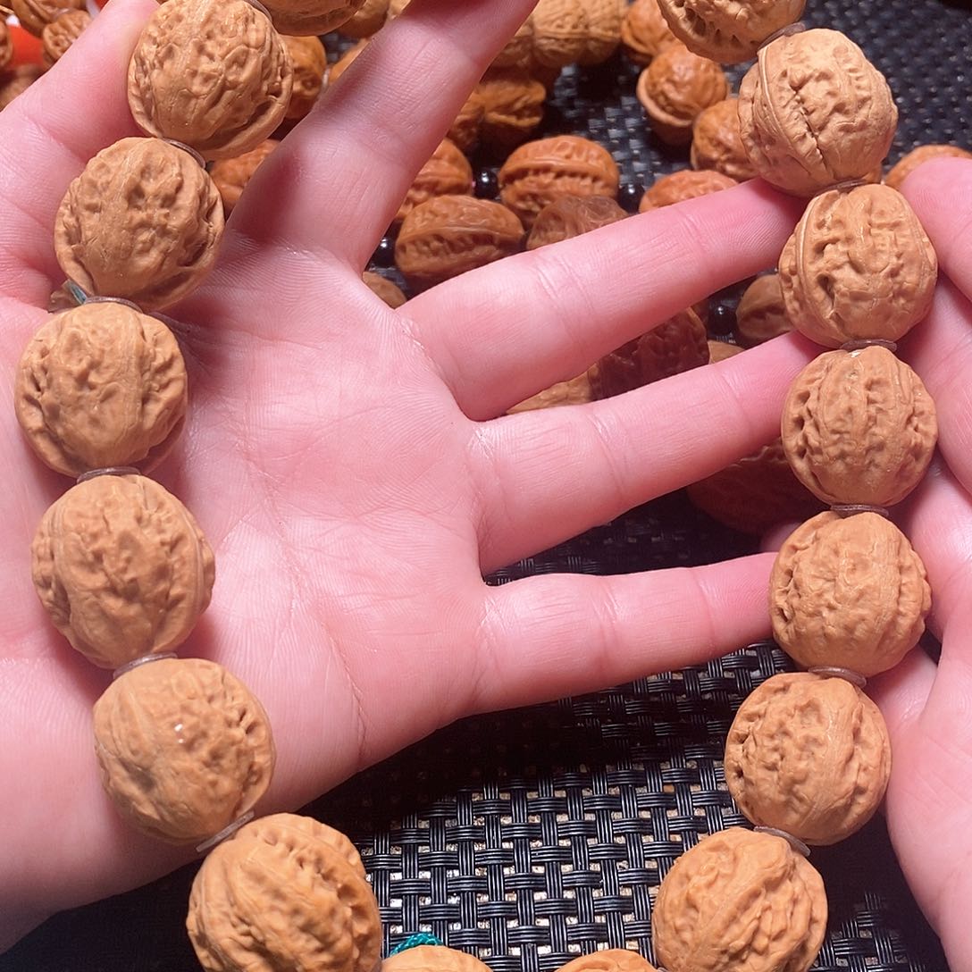 文玩核桃手串白茬粗筋