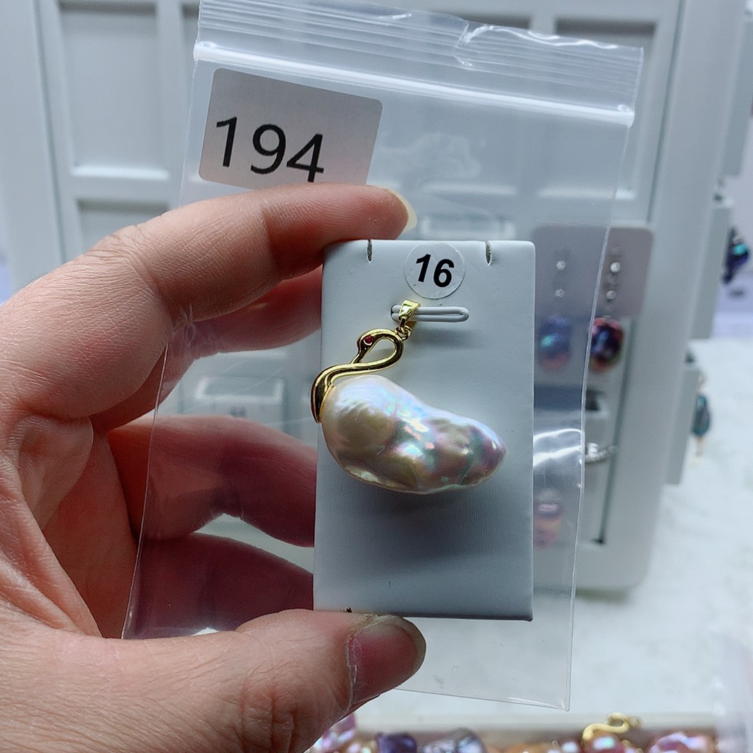 淡水珍珠吊坠(不含链)合金