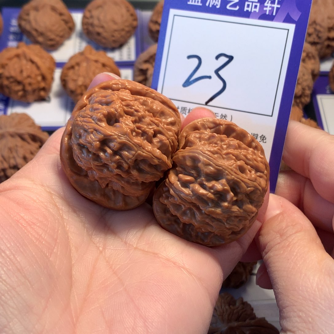 文玩核桃吊坠23白狮子4.1