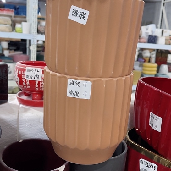 多肉绿植陶瓷花盆9.9包邮，有孔