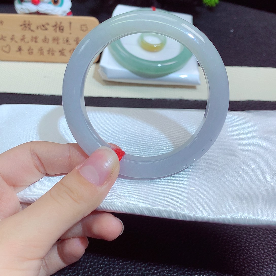 翡翠未镶嵌手镯7015